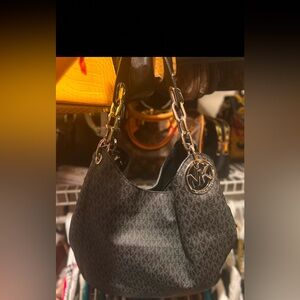 Michael Kors Hobo/Satchel Bag